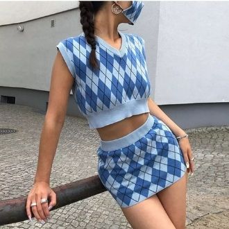 THIS WEEKS HOT NEW LOOKS, THE DIAMOND LOOK!